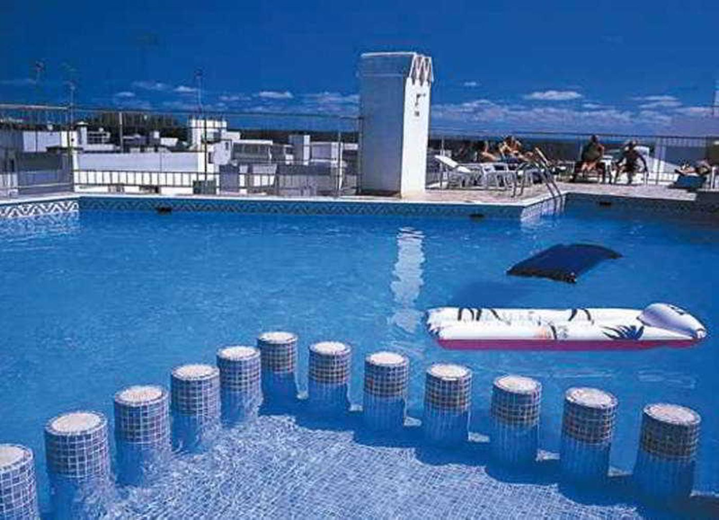 Duquesa-Playa-Pool-8