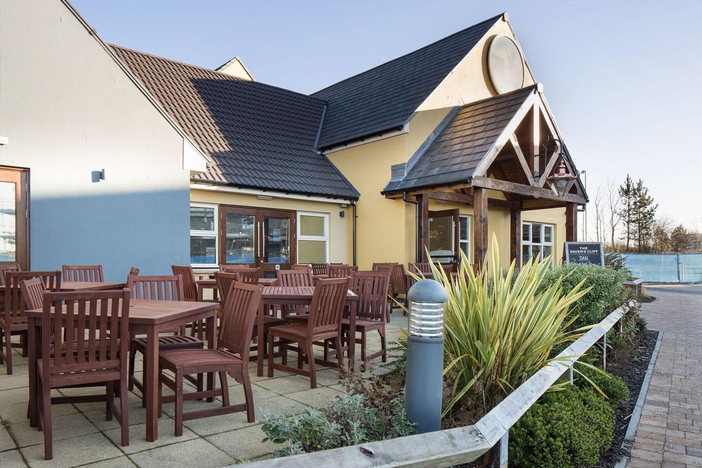 Raven's Cliff, Motherwell by Marston's Inns-United Kingdom-MOTHERWELL-General view-2
