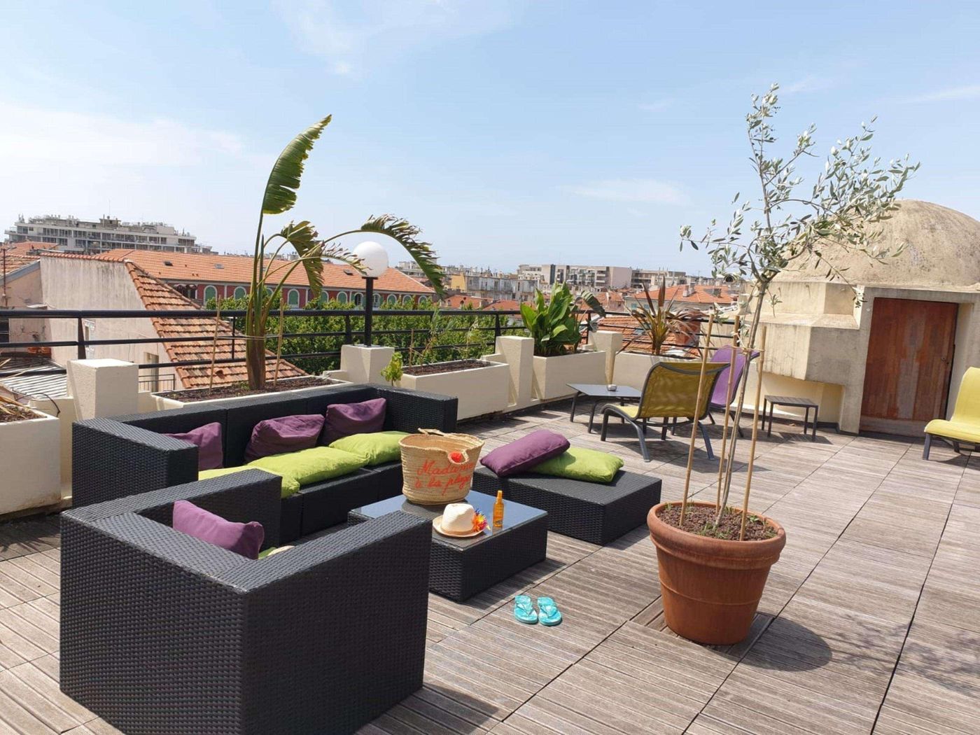 Mercure-Nice-Centre-Grimaldi-Sports-and-Entertainment-9