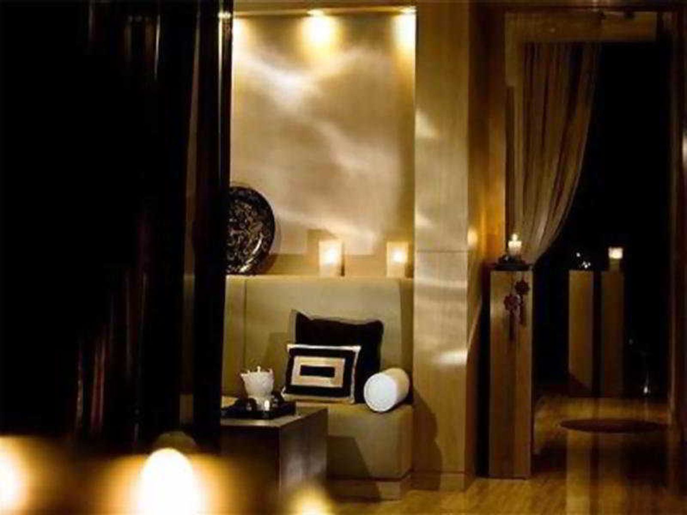 Dubai-Marriott-Harbour-Hotel---Suites-Bar-49