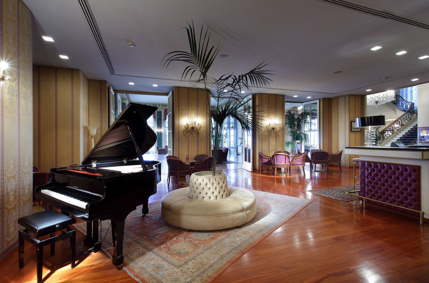 Eurostars Hotel Excelsior - Italy - NAPLES - General view - 1