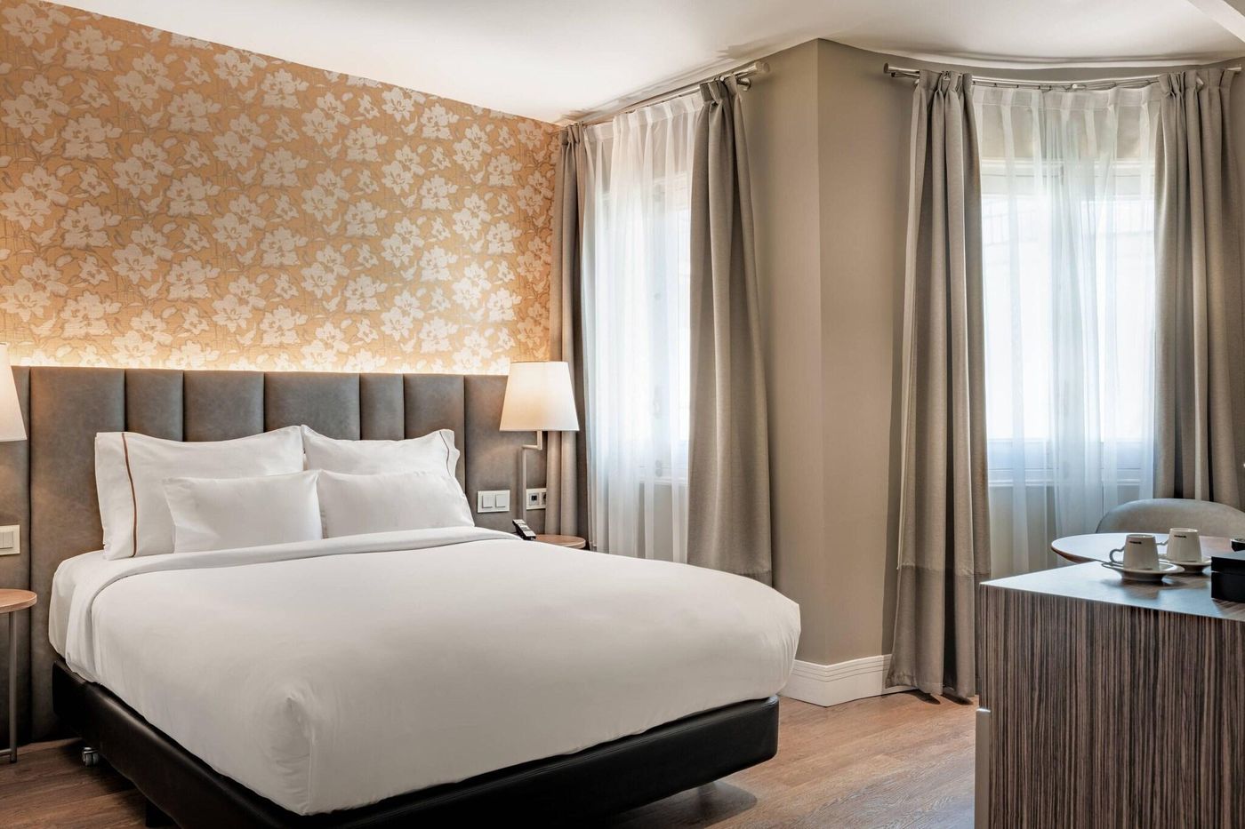 AC-Hotel-Palacio-del-Retiro-Autograph-Collection-Room-34