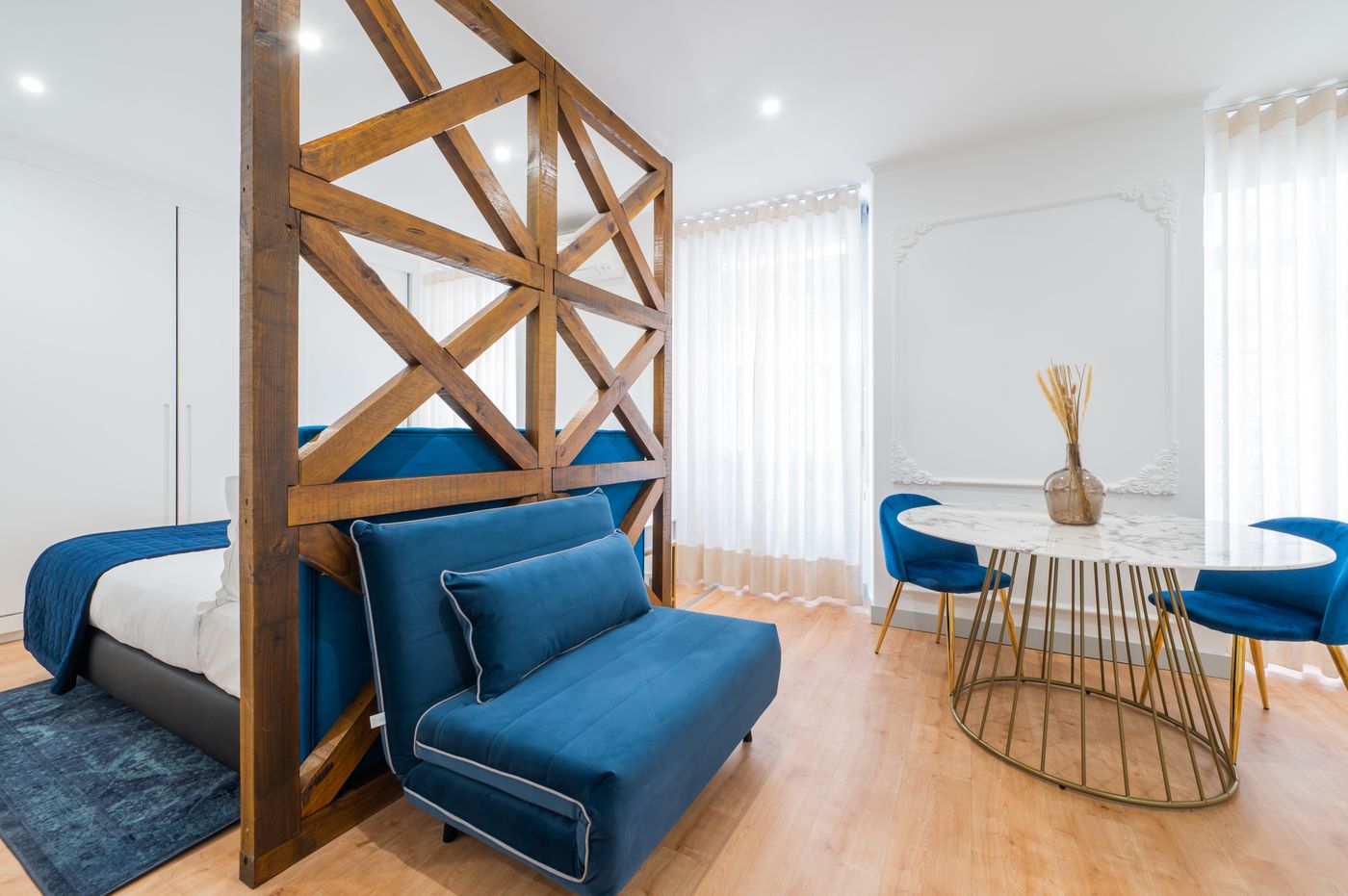 Via-Augusta-129-Room-13