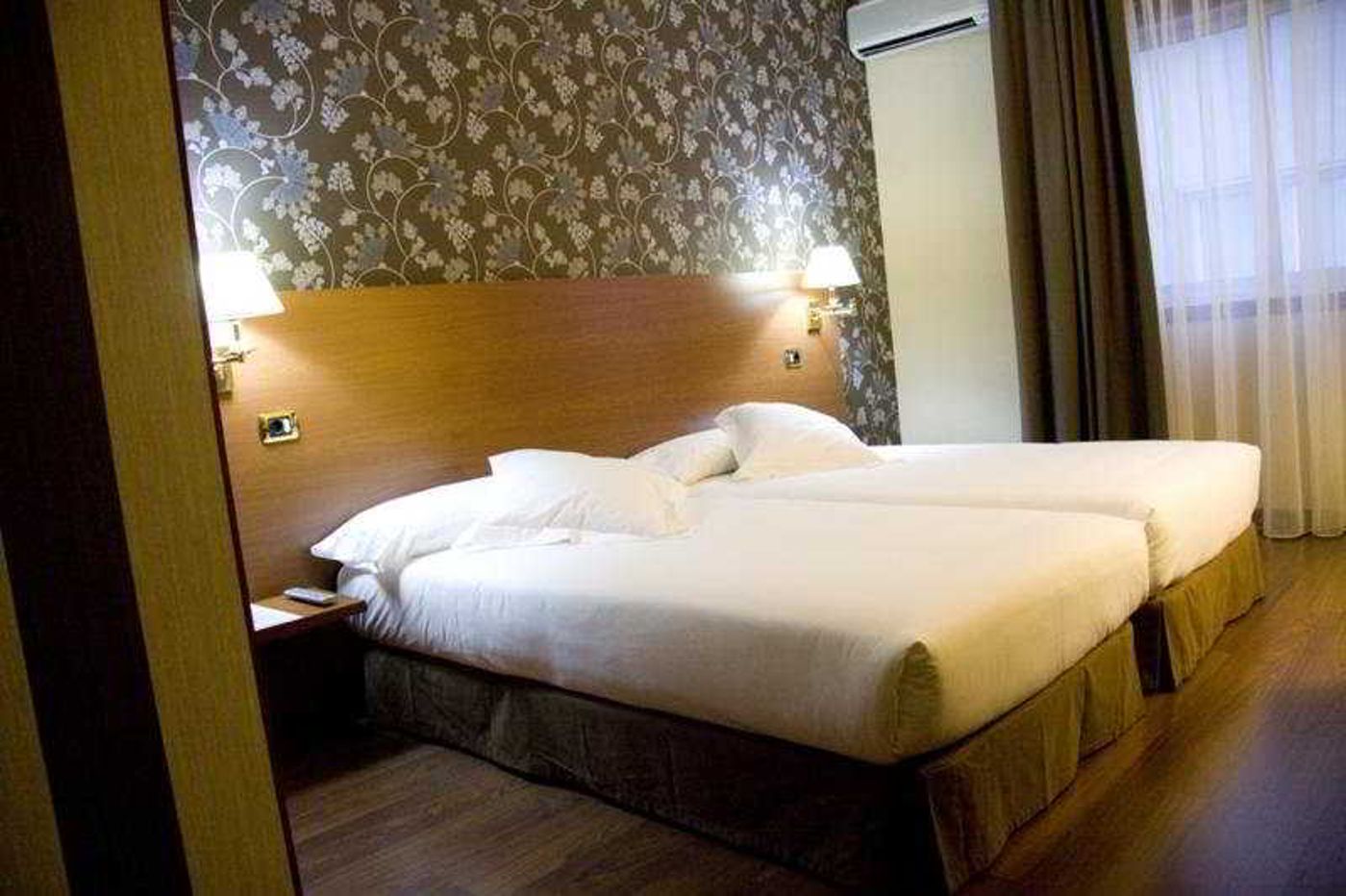 Oca Ipanema-Spain-VIGO-Room-5