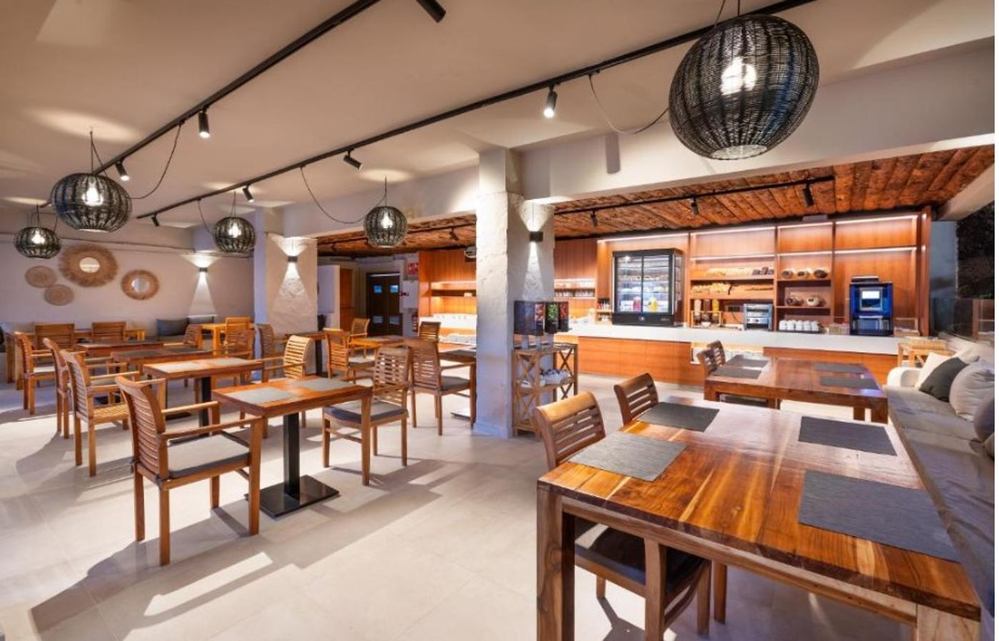 Playa-Sur-Tenerife-Restaurant-23