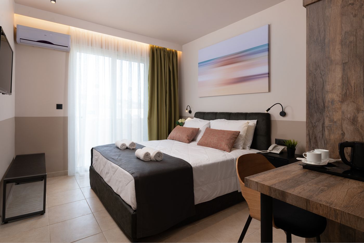 Olive-Garden-Room-17