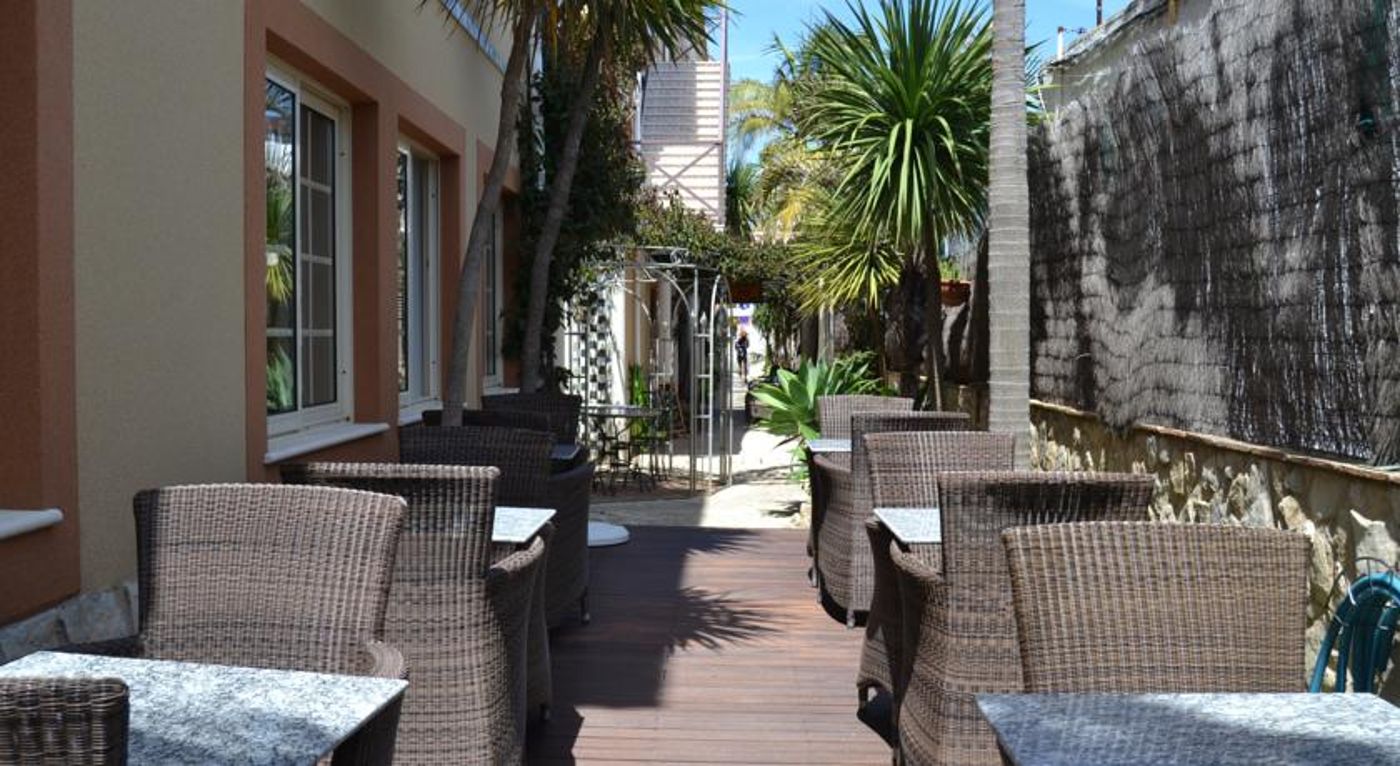 Dom-Manuel-I-Terrace-8