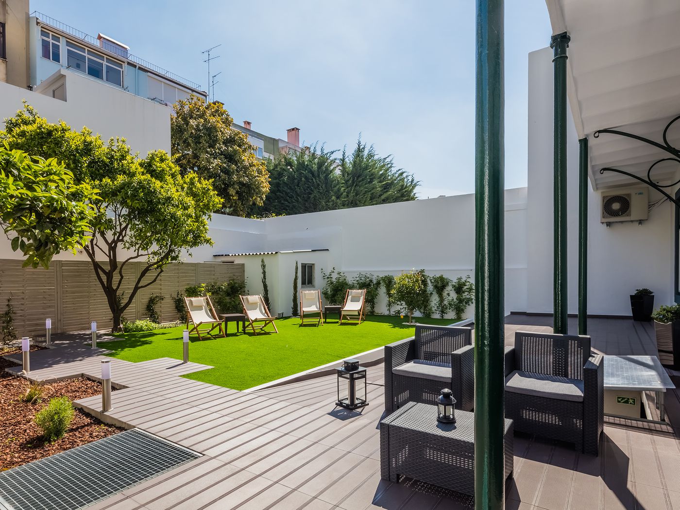 Vila-Garden-Guesthouse-Terrace-55