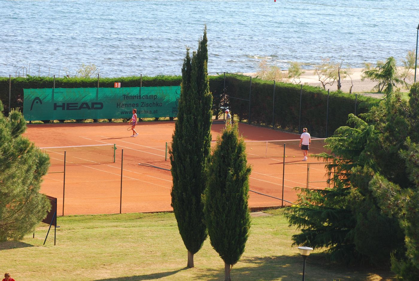 Hotel-Laguna-Sports-and-Entertainment-12