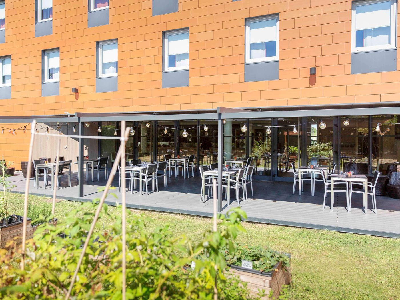 Ibis Lyon Est Chaponnay - France - Chaponnay - Sports and Entertainment - 1