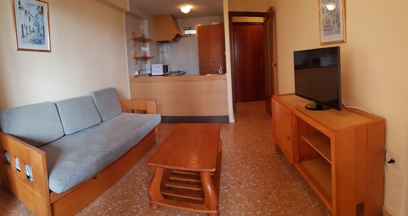 Mariscal-IV-V-Room-12