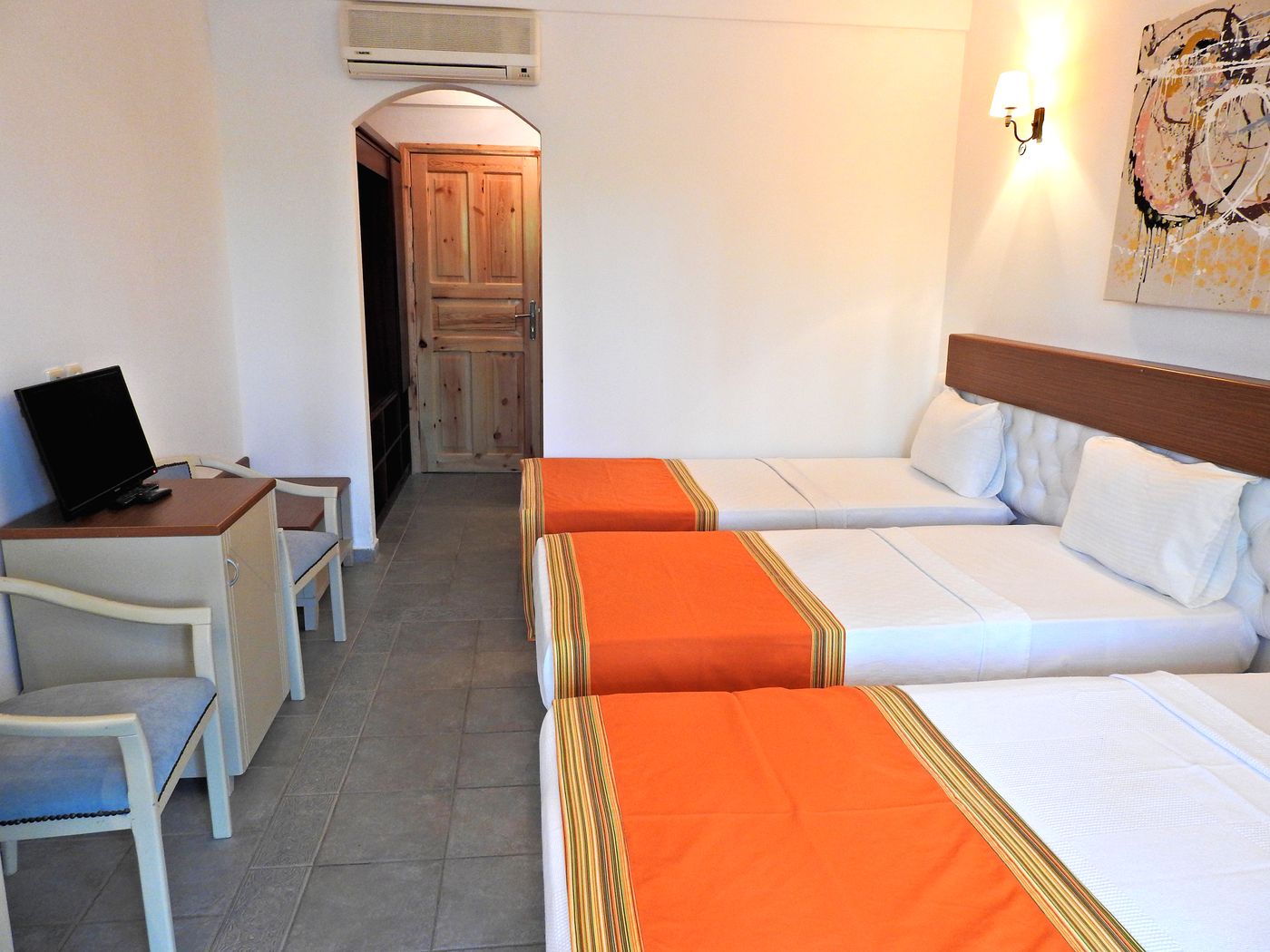 Tiana--Beach-Restaurant-28