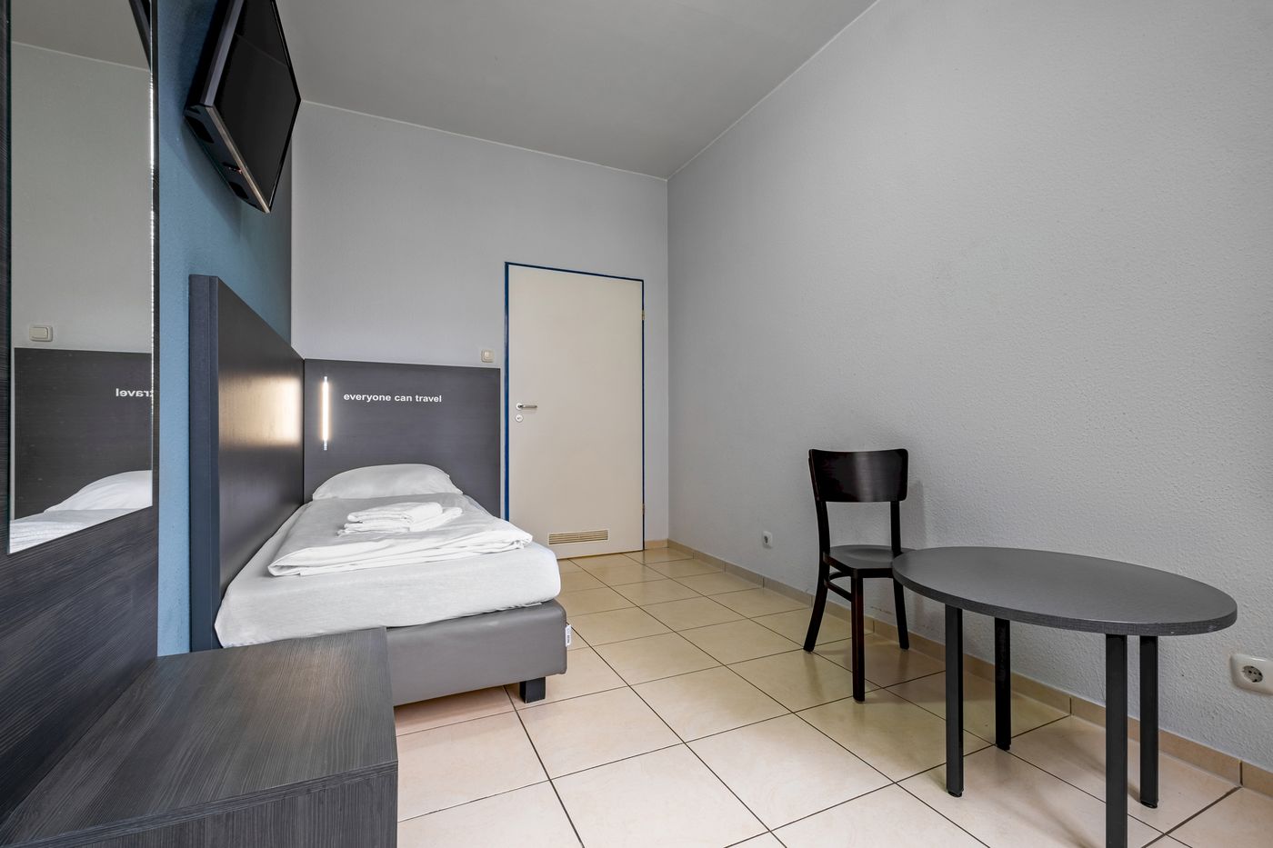 A-O-Munich-Central-Station-Room-18