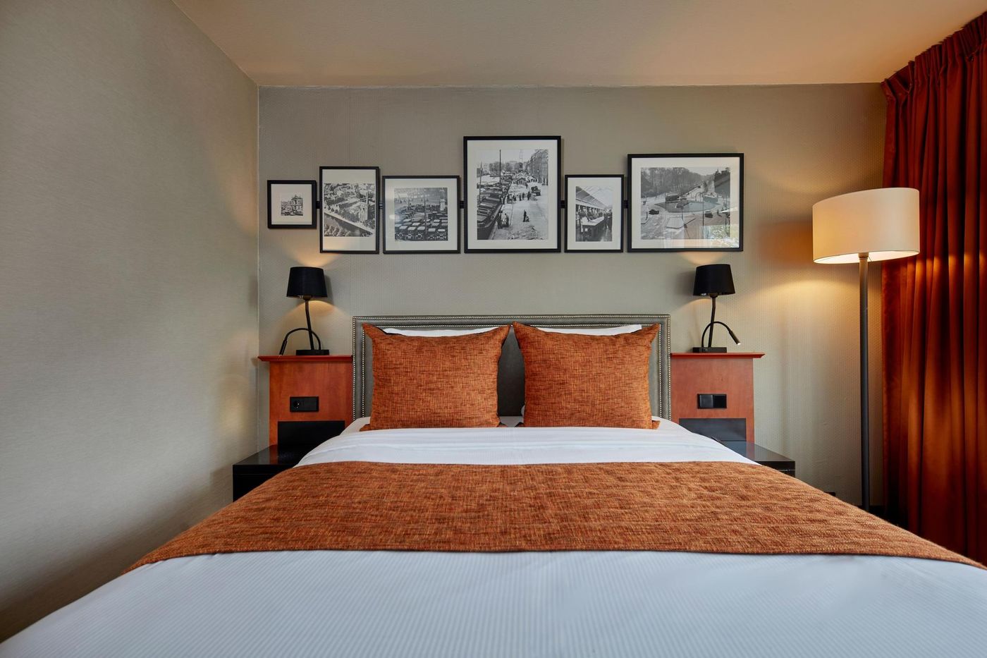 Carlton-Square-Room-21