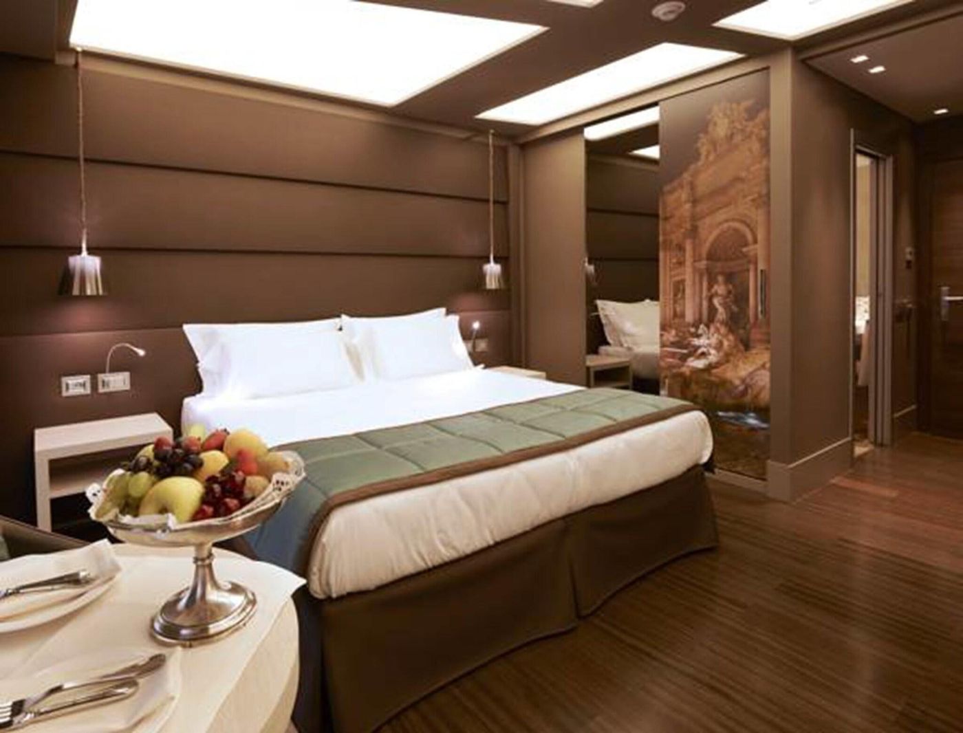 Harry-s-Bar-Trevi-Hotel---Restaurant-Room-48