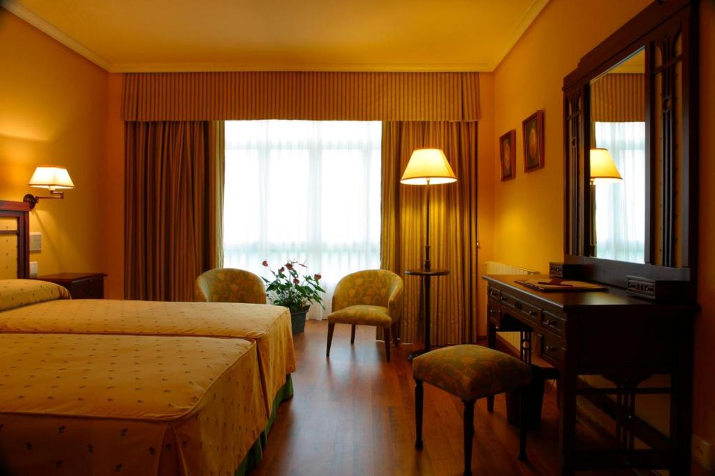 Silken Spa La Hacienda de Don Juan-Spain-LLANES-Room-8