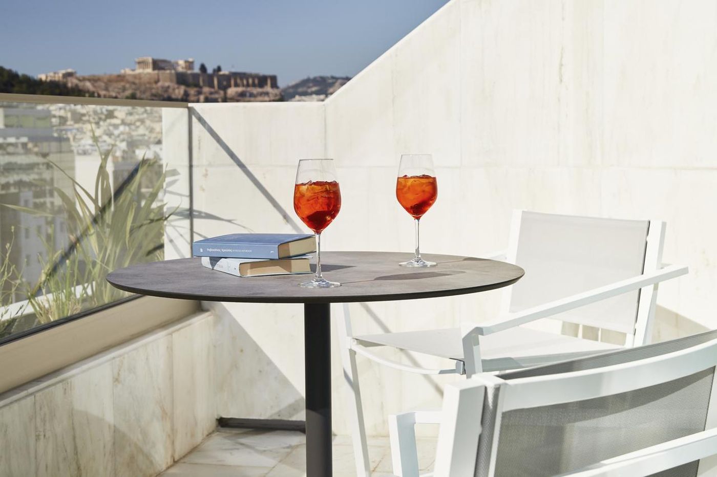 Grand-Hyatt-Athens-Pool-57