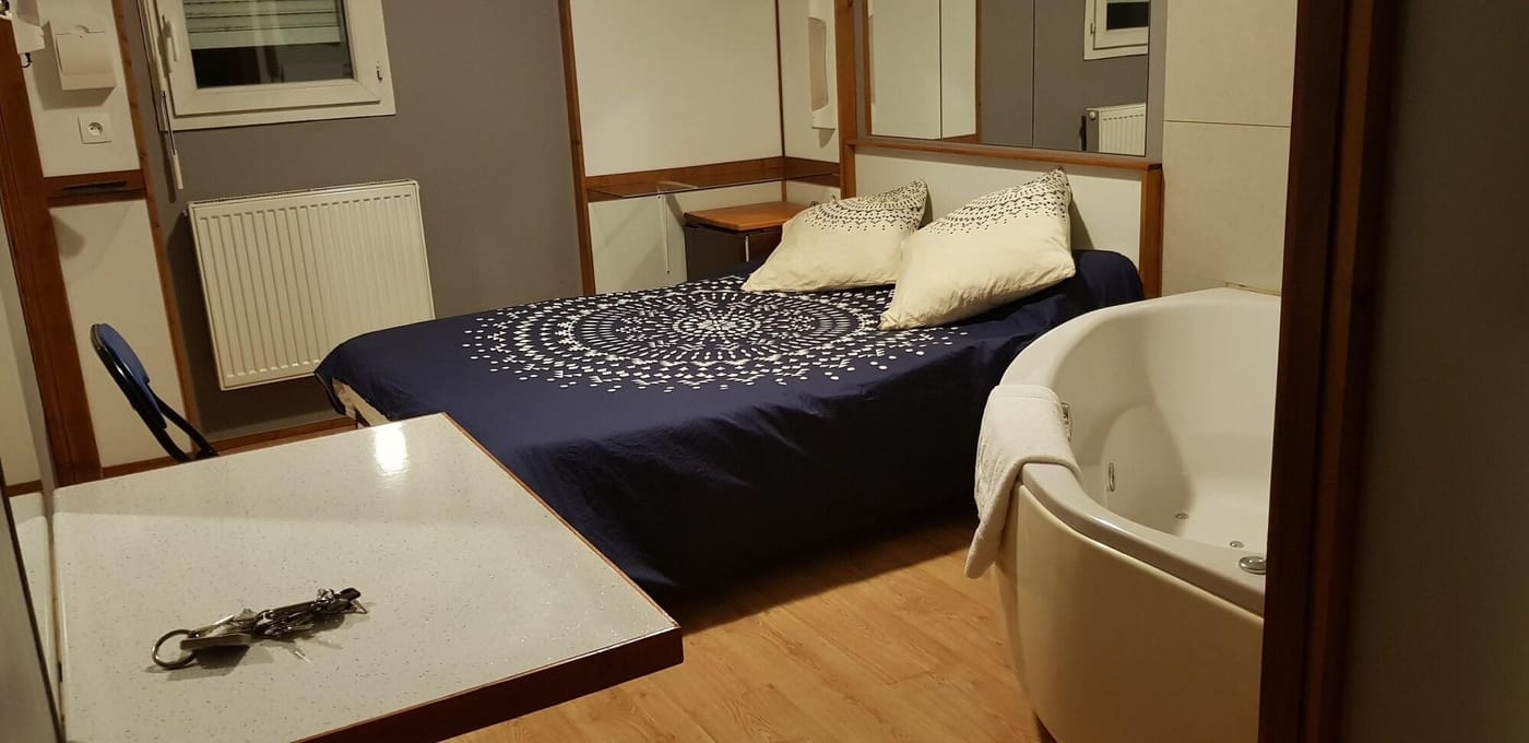 Hotel Eco Logis Bellevue Pyrénées-France-SEMEAC-General view-1