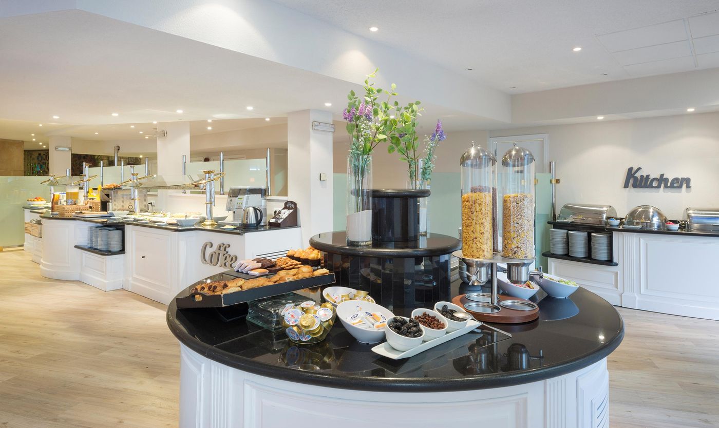 Hotel-Madrid-Gran-V----a-25--managed-by-Meli-----Restaurant-49