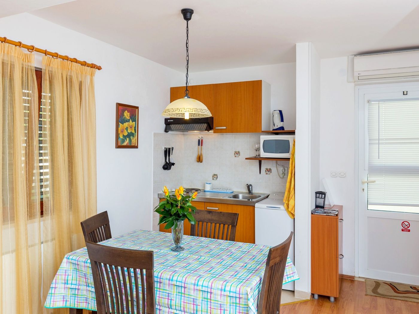 Apartments-Niksa-Room-11