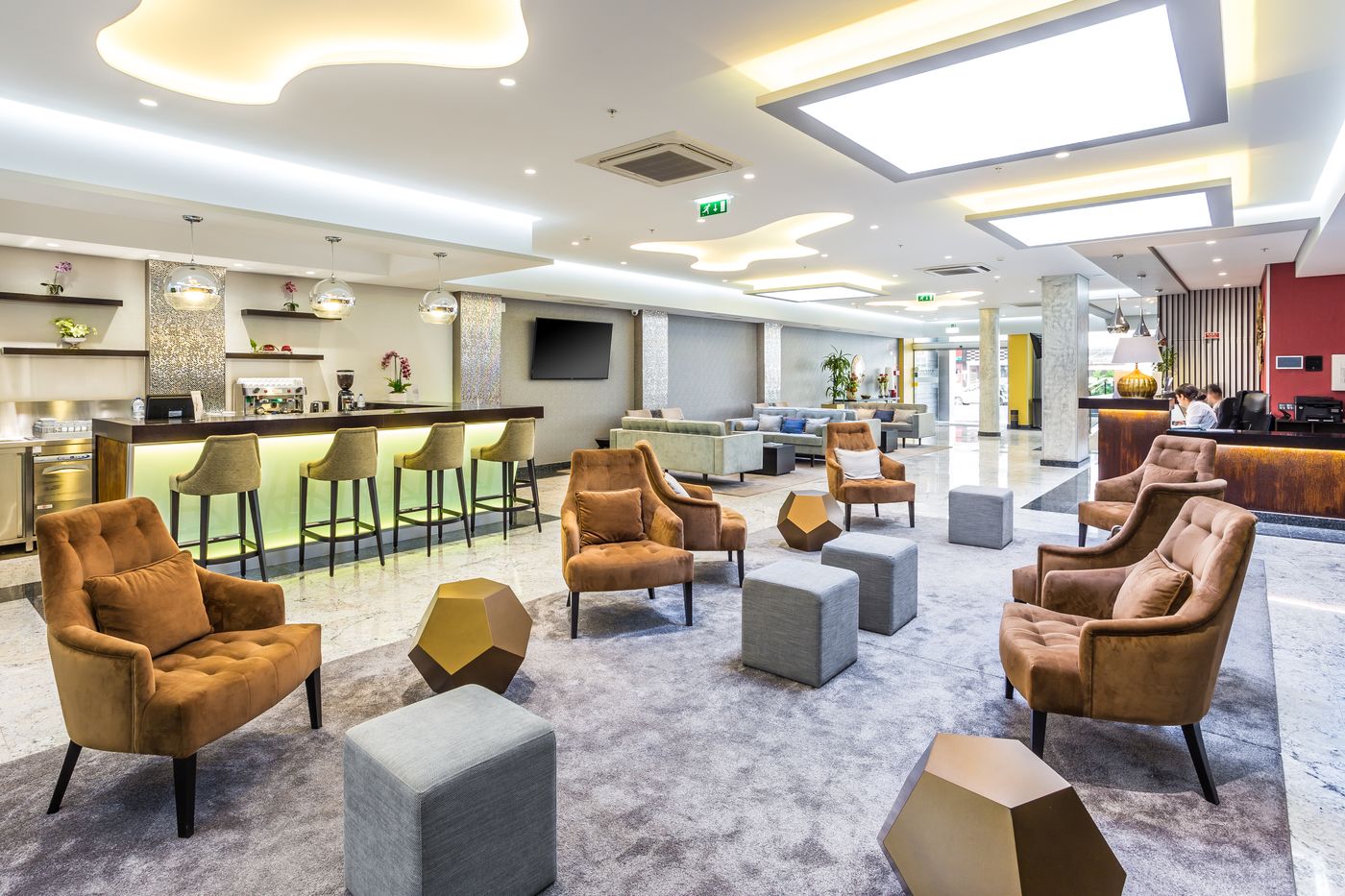 Empire-Lisbon-Hotel-Lobby-14