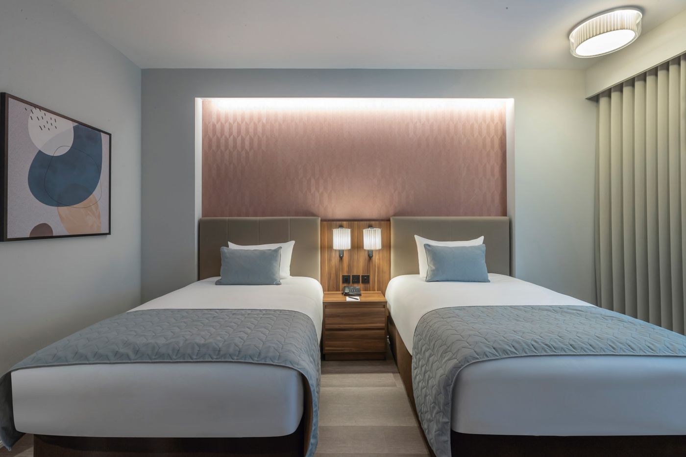 Riu-Plaza-The-Gresham-Dublin-Room-27