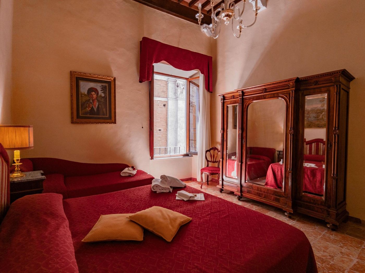 B&B Siena in Centro - Albergo Diffuso-Italy-SIENA-Room-4