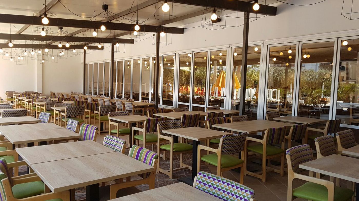 30 Degrees Hotel Pineda Splash