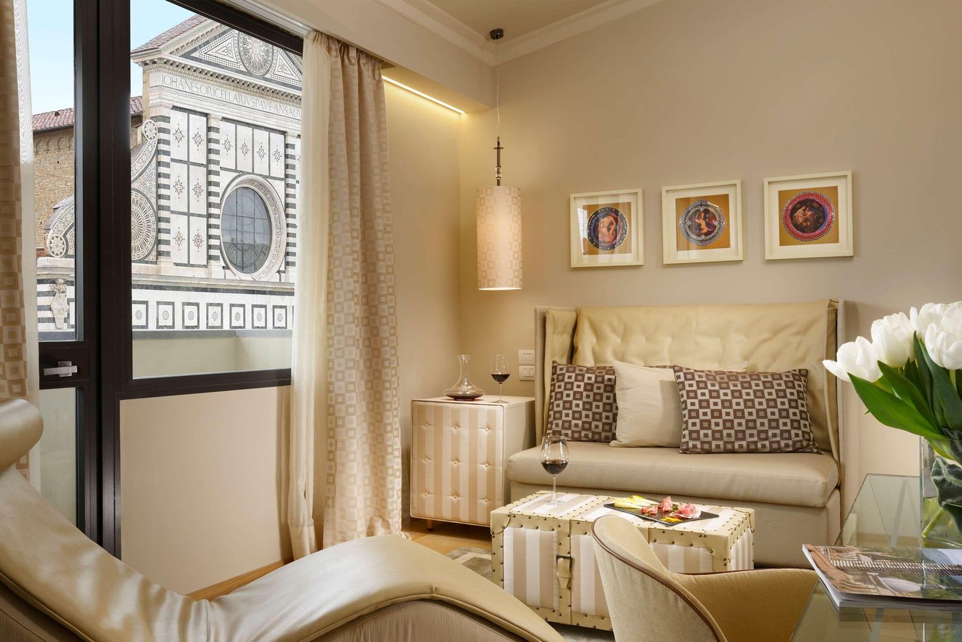 Grand-Hotel-Minerva-Room-10