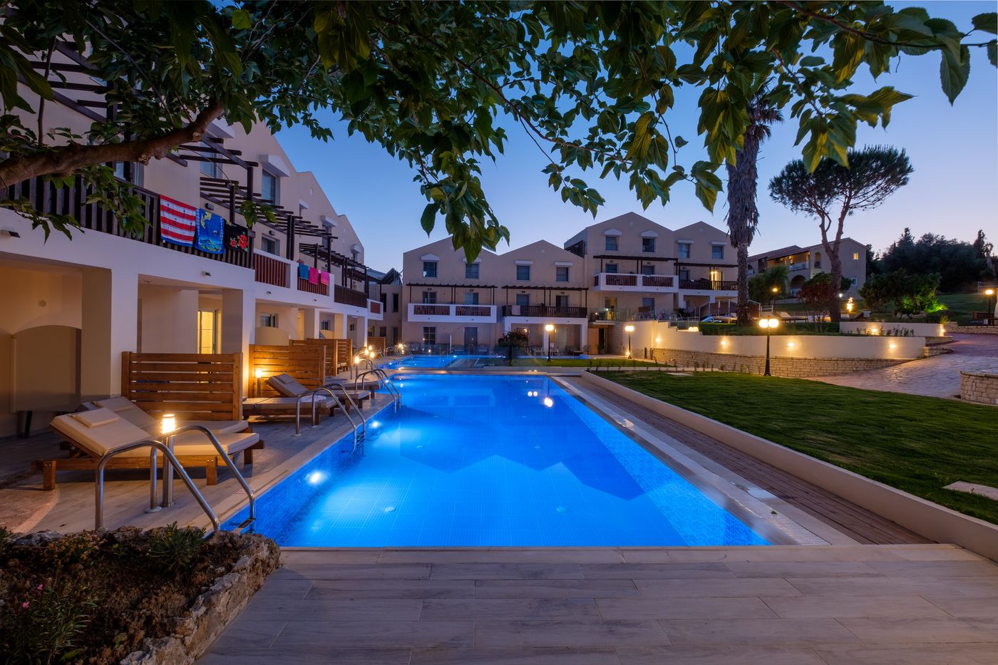 Akron Seascape Resort