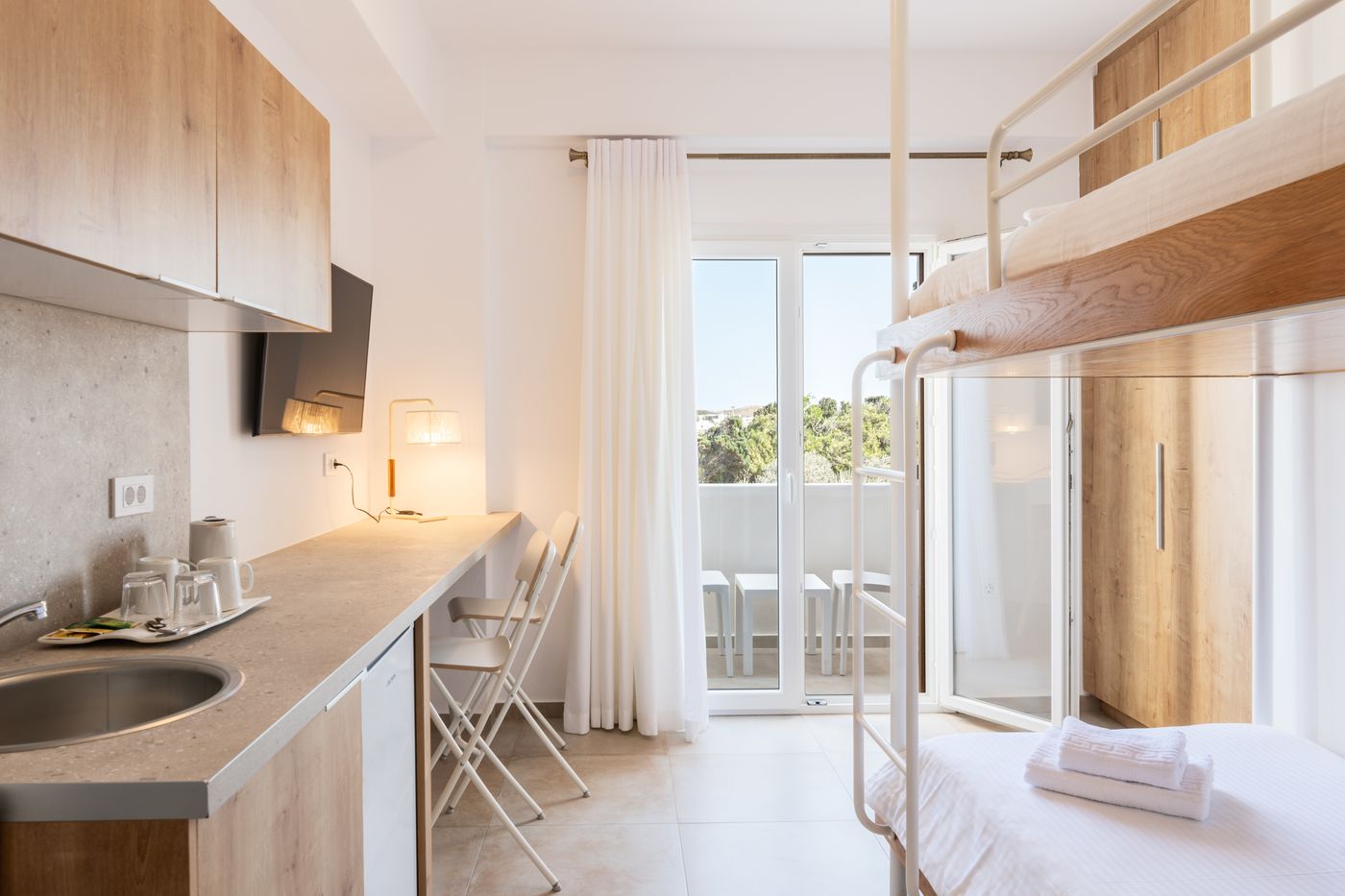 Mykonaki-hotel-Room-6