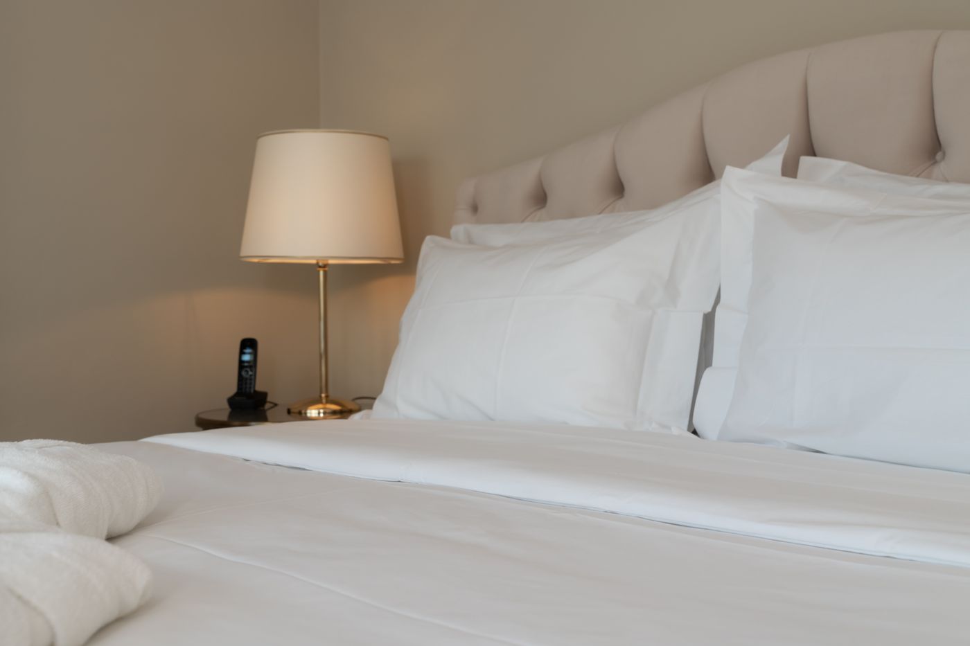 Noble-Suites-Room-43