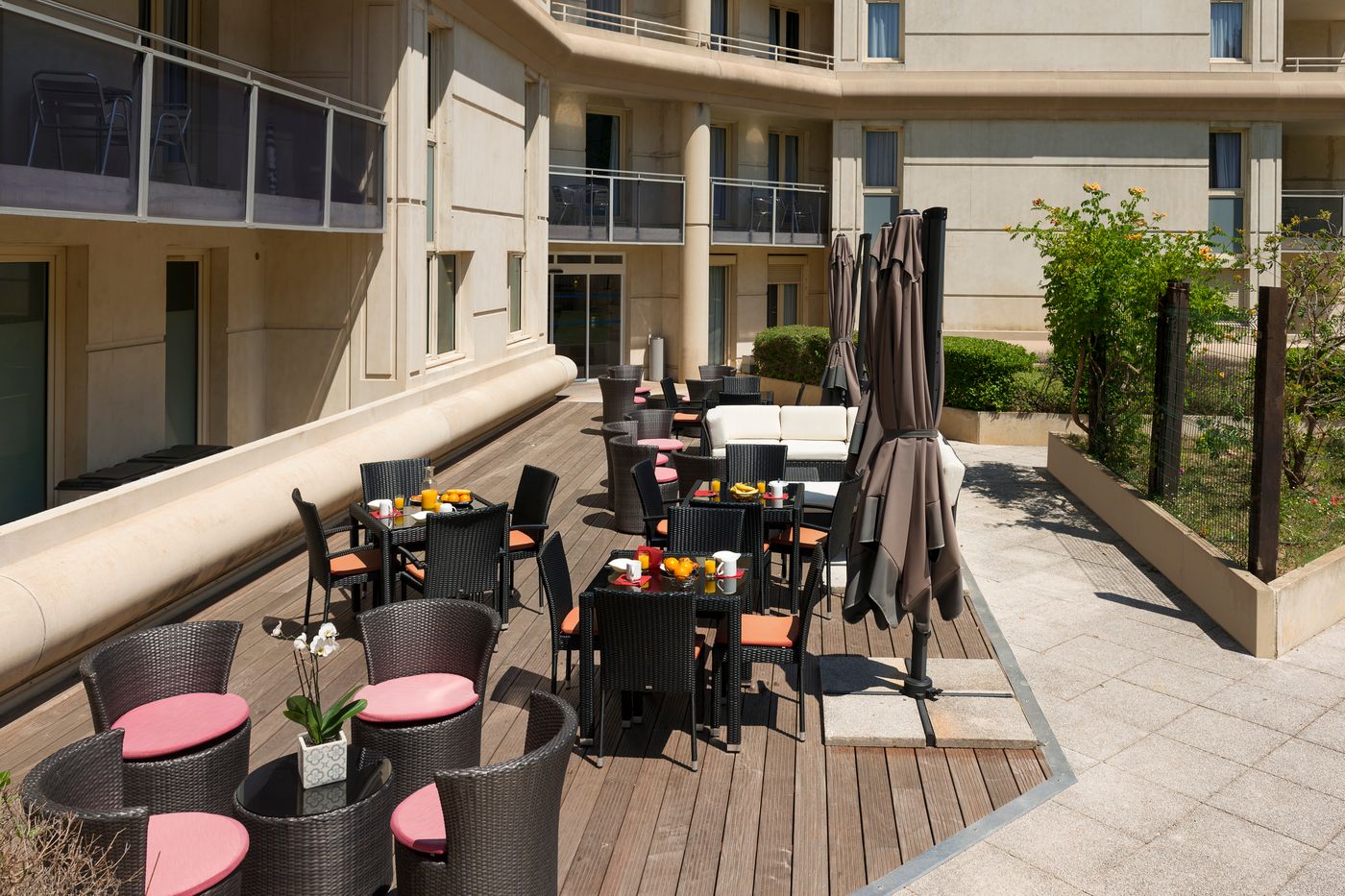 Citadines Montpellier Antigone - France - MONTPELLIER - Terrace - 2