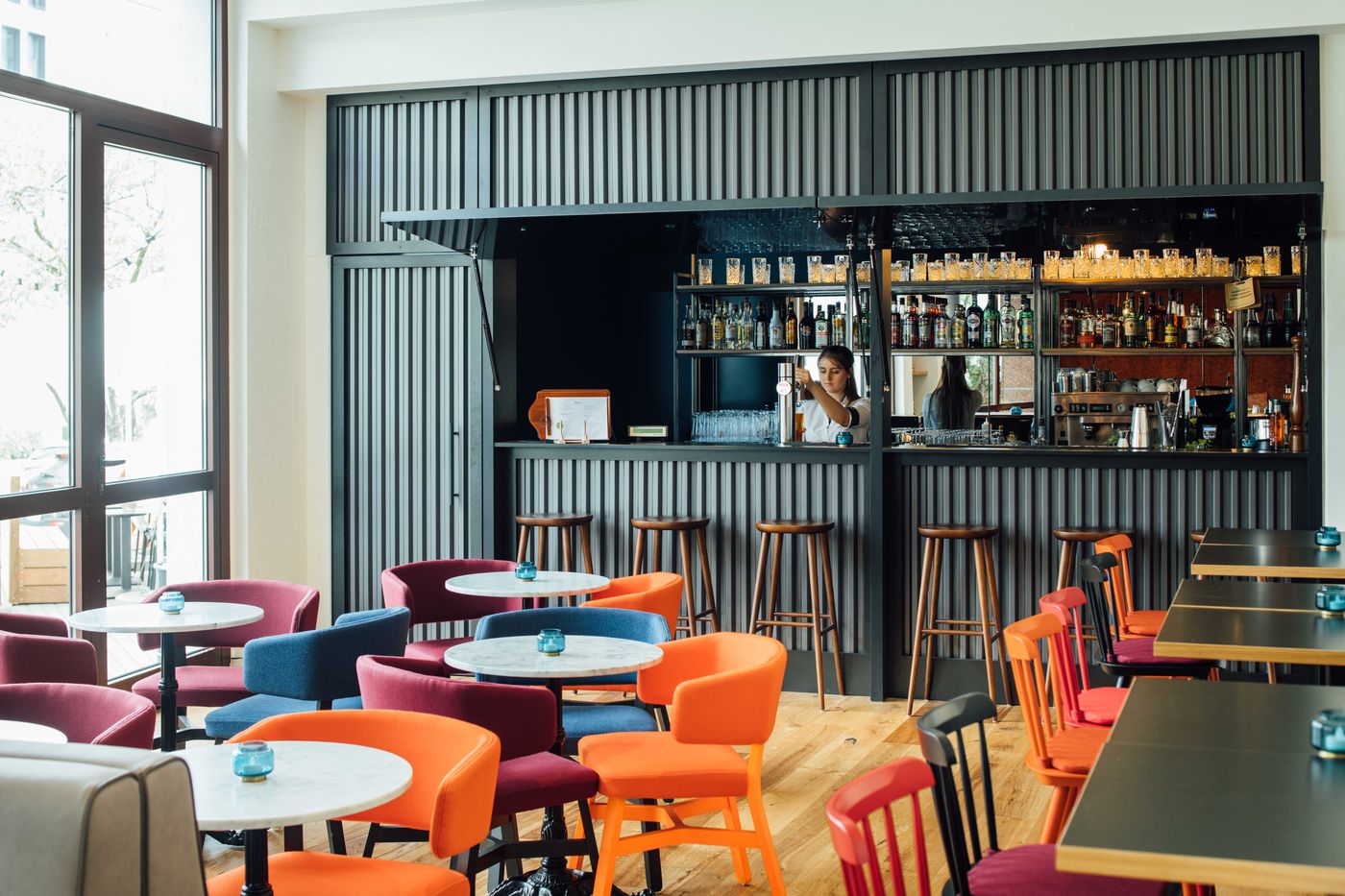 Vienna-House-Easy-by-Wyndham-Cracow-Bar-13