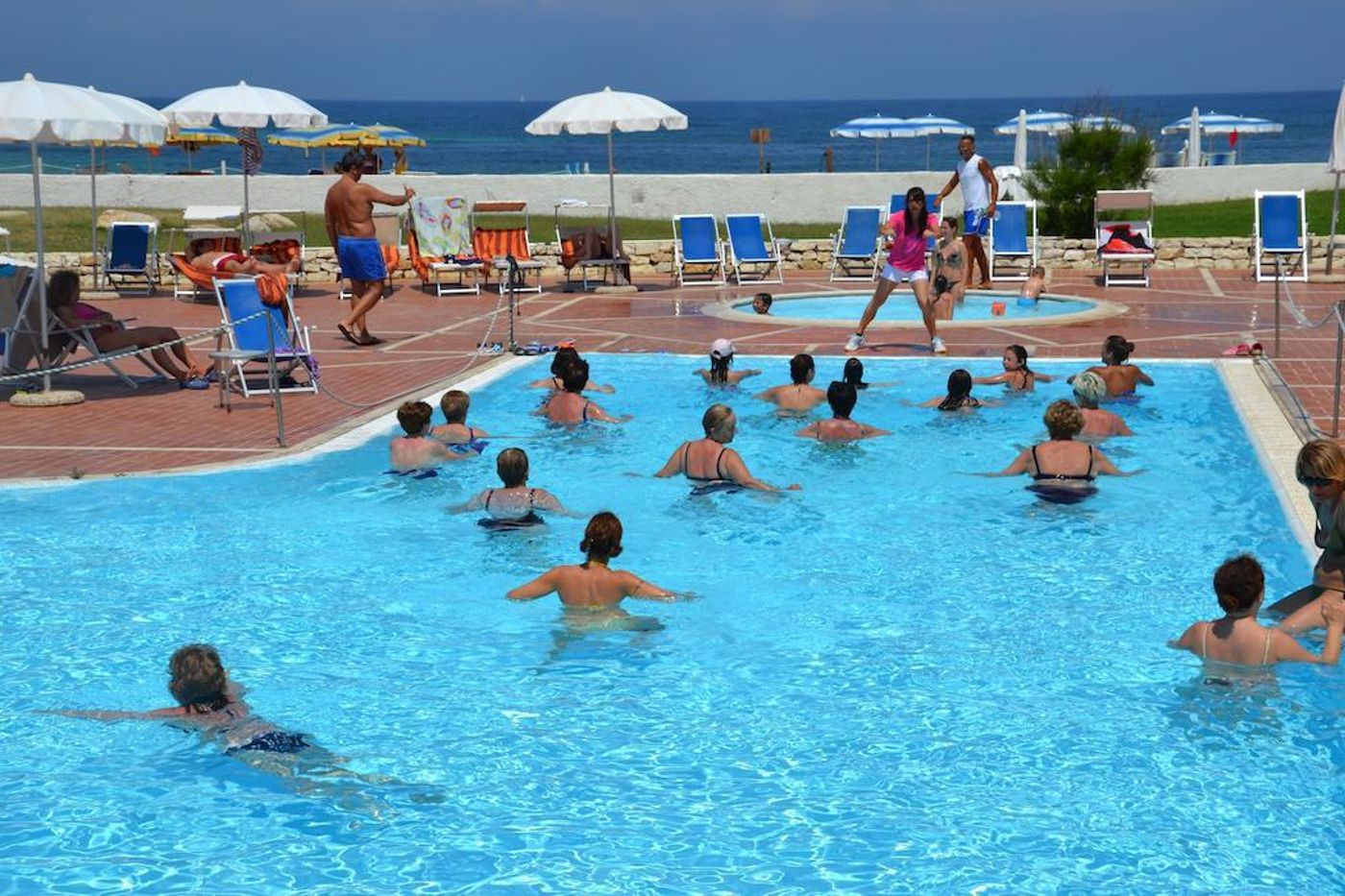 Hotel-Baia-Dei-Mulini-Pool-3