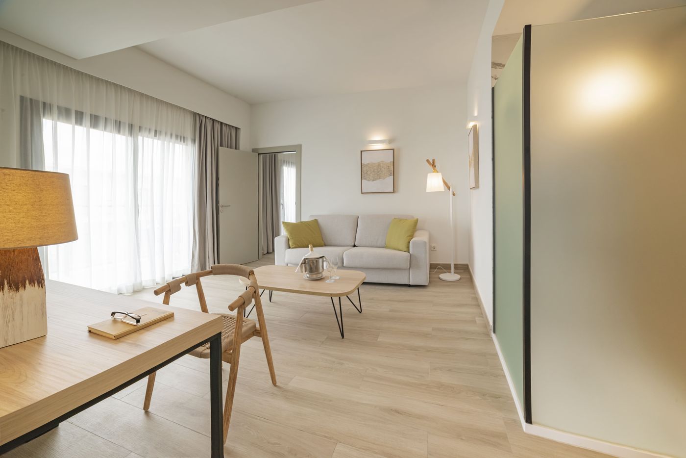 Cabogatamar-Garden-Room-26