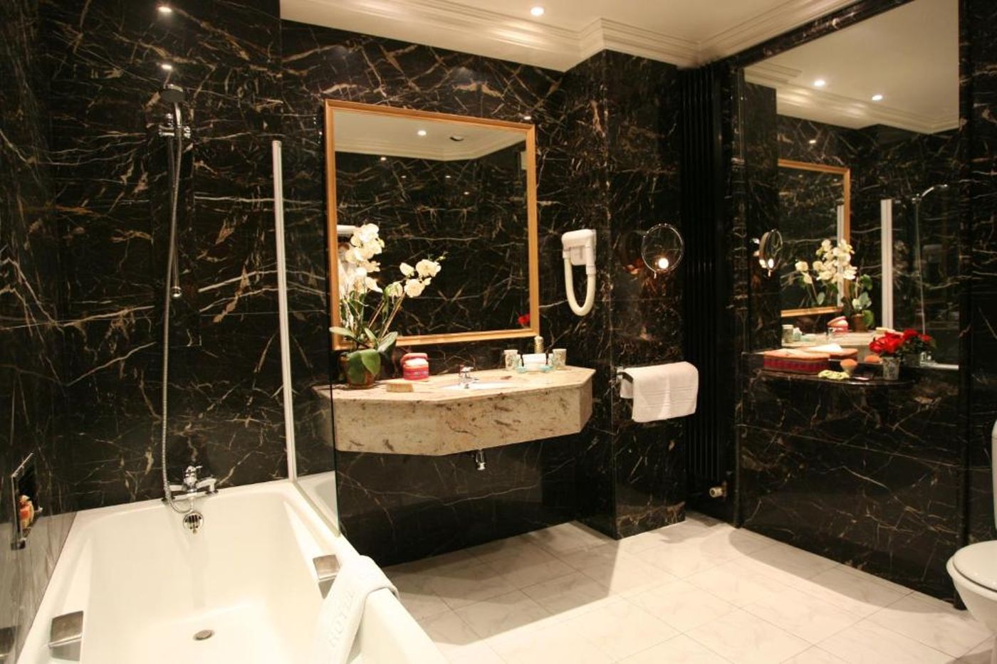 Hotel-Le-Littre-Room-60