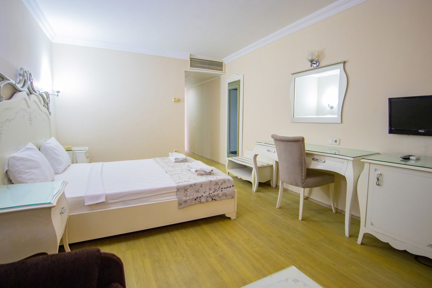 Sentinus Beach Hotel