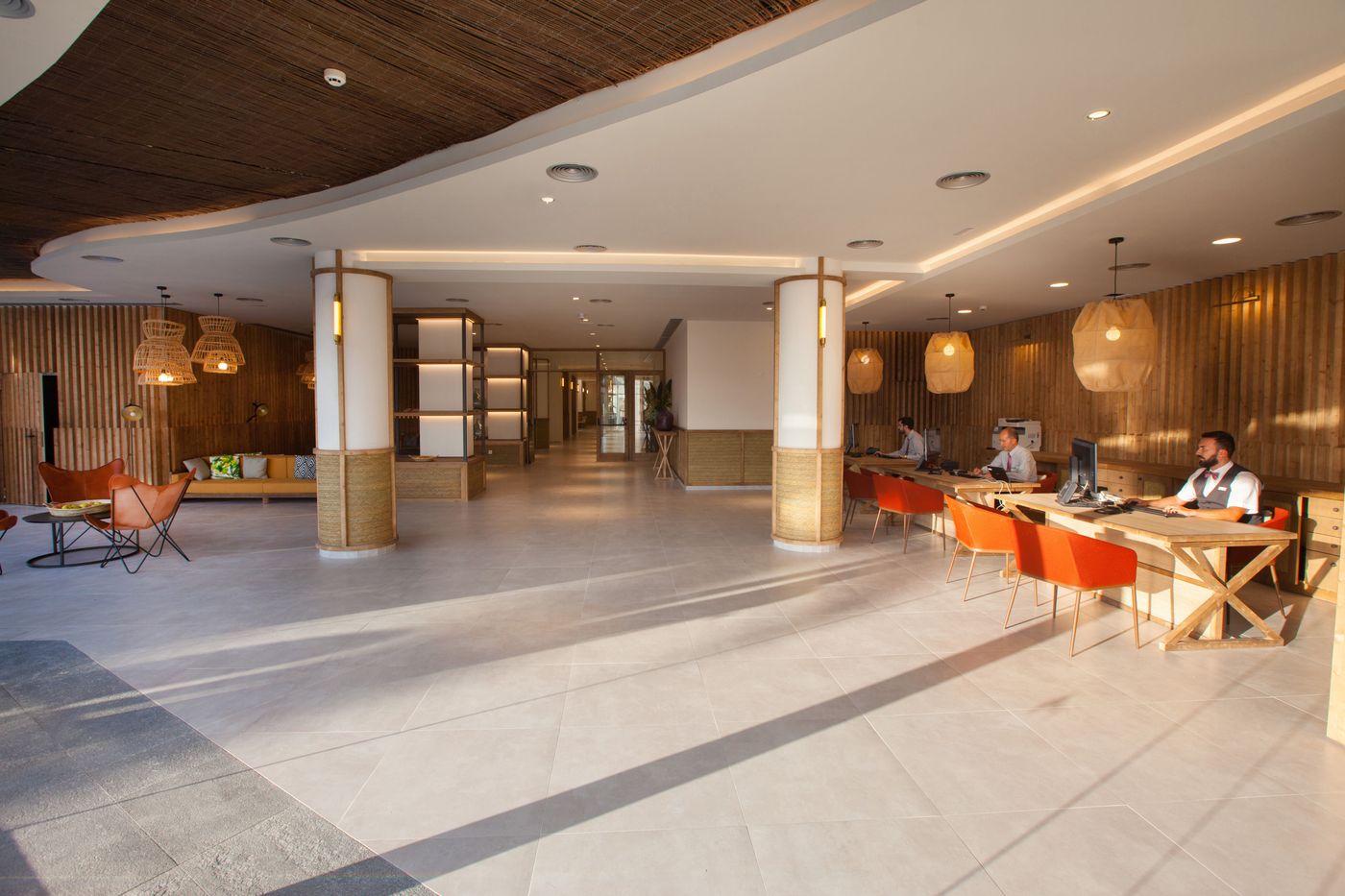 Corallium-Dunamar-by-Lopesan-Hotels-Lobby-52