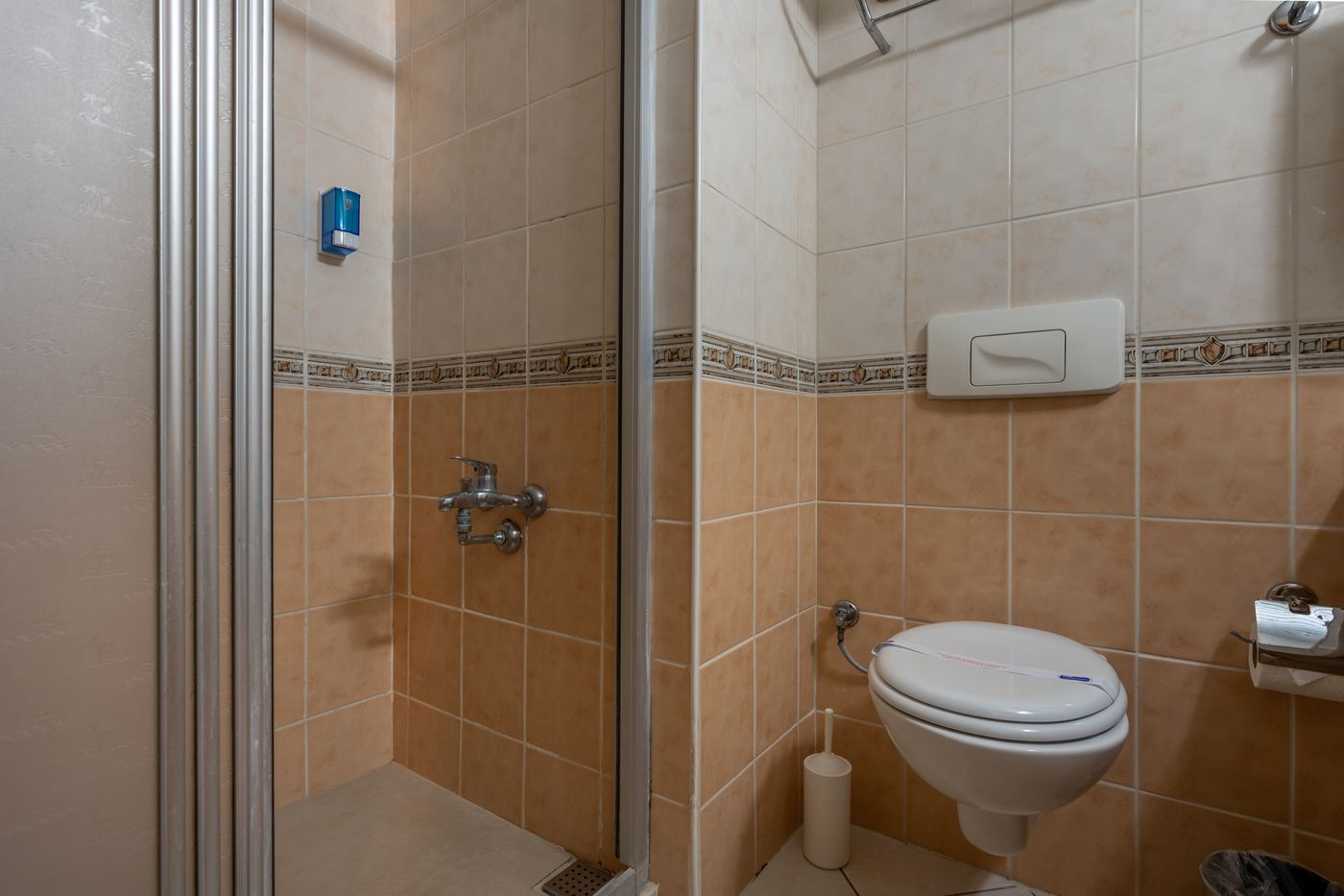 Grand-Vikin-Hotel-Room-40