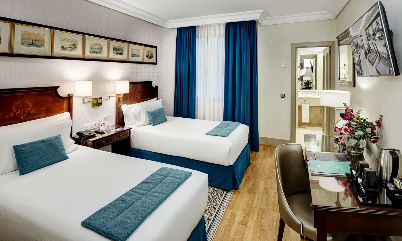 Sercotel-Gran-Hotel-Conde-Duque-Room-9