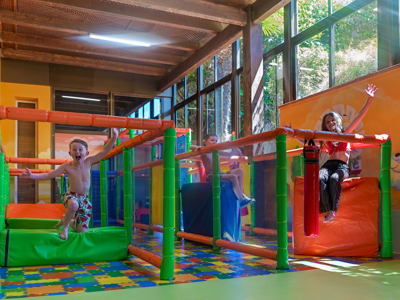 H10-Mediterranean-Village-Sports-and-Entertainment-39