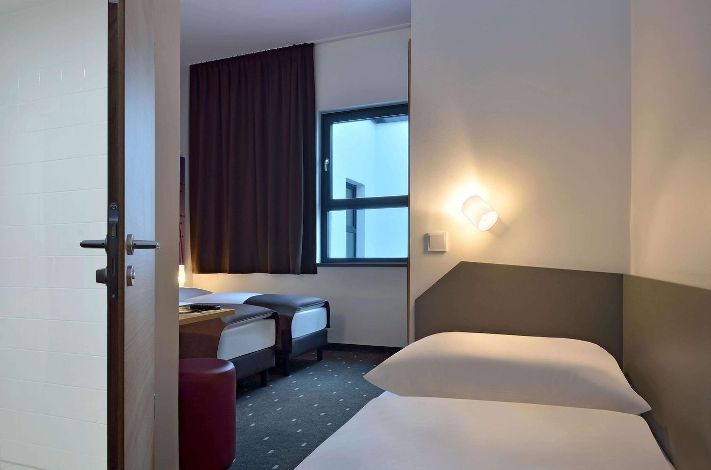 B-B-Hotel-Koln-Troisdorf-Room-39
