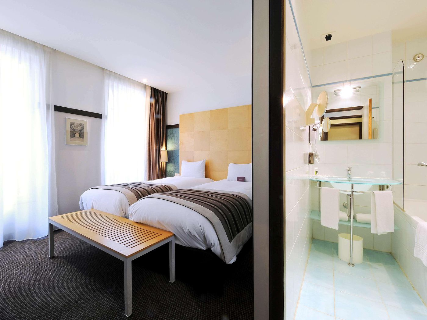 Mercure-Paris-La-Sorbonne-Saint-Germain-des-Pres-Room-47