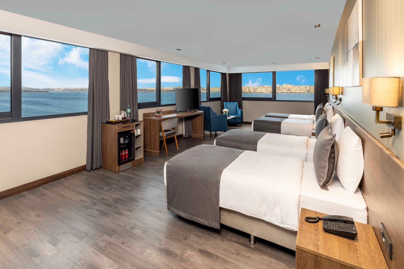 Ezkar-Bathonea-Art-istanbul-Room-12