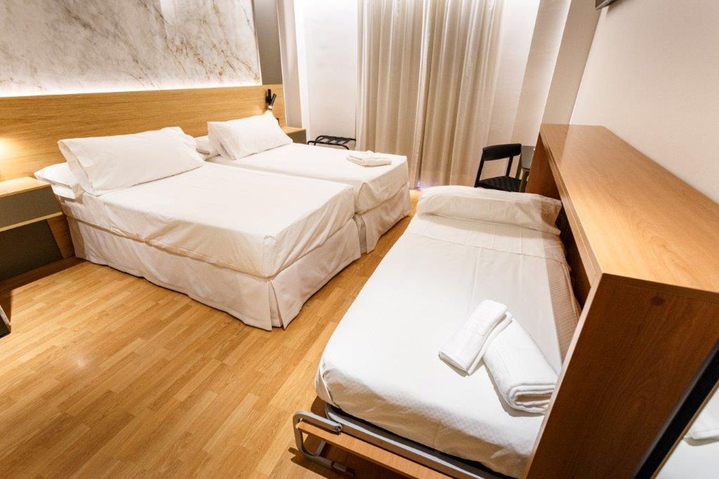 Dauro Premier-Spain-GRANADA-Room-5