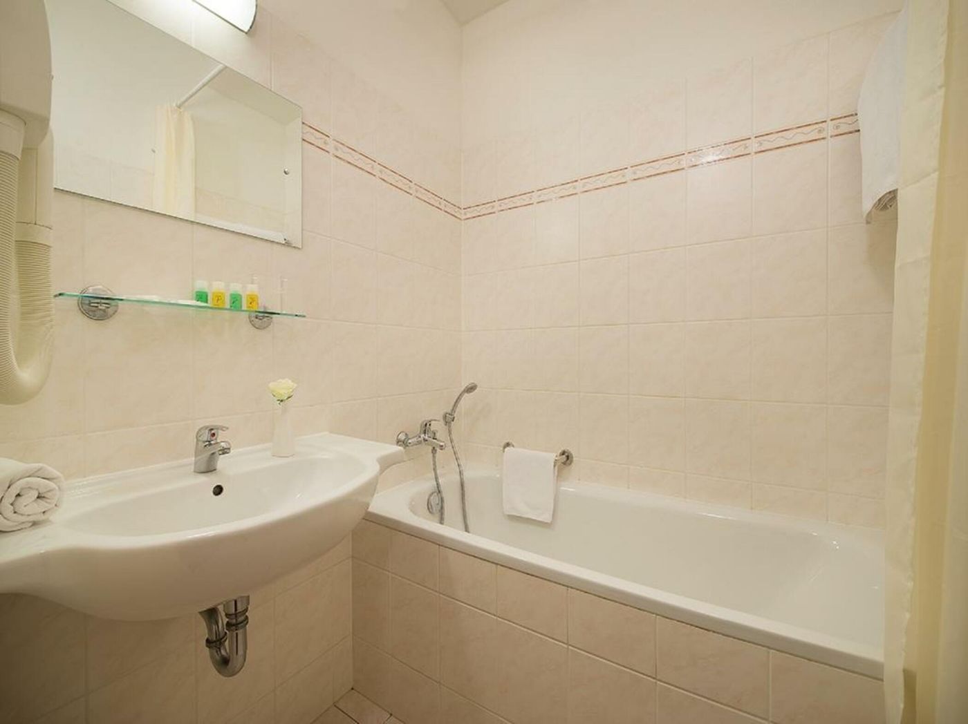 Rezidence-Emmy-Room-13