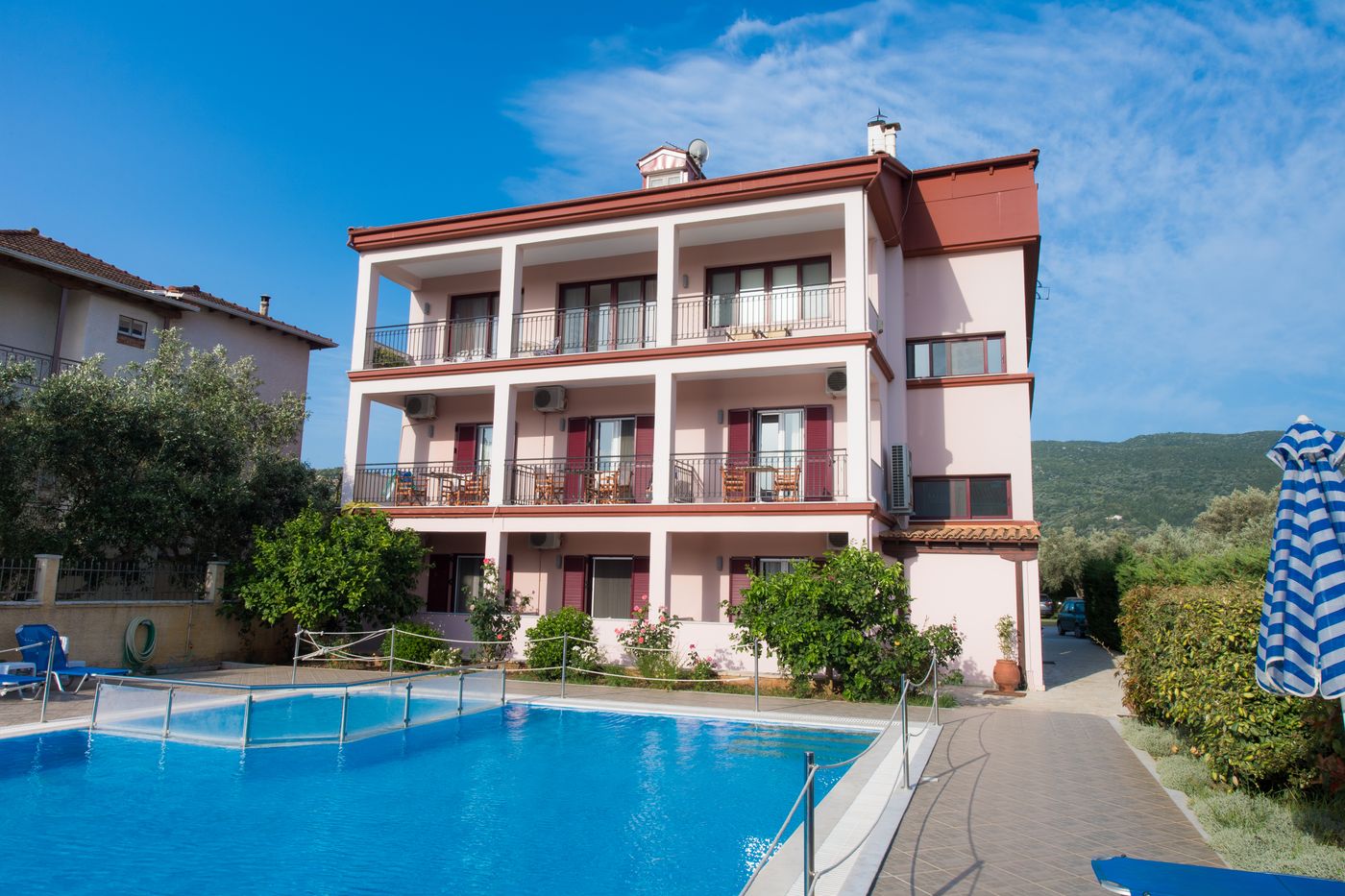 Christina-Studios-Pool-4