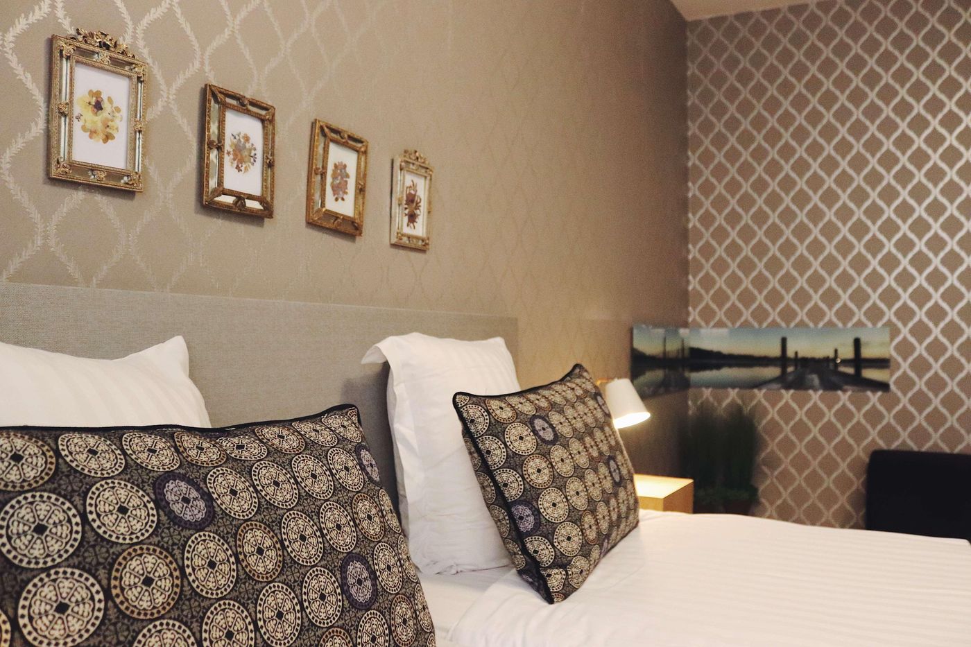 Floris-Arlequin-Grand-Place-Room-44