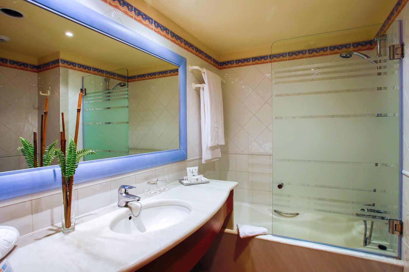 Valentin-Sancti-Petri-Room-42